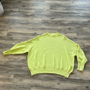 Vestique M/L neon green sweater